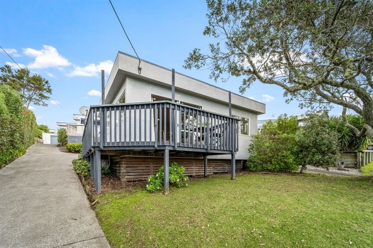Photo of property in 53 Elliston Crescent, Stanmore Bay, Whangaparaoa, 0932