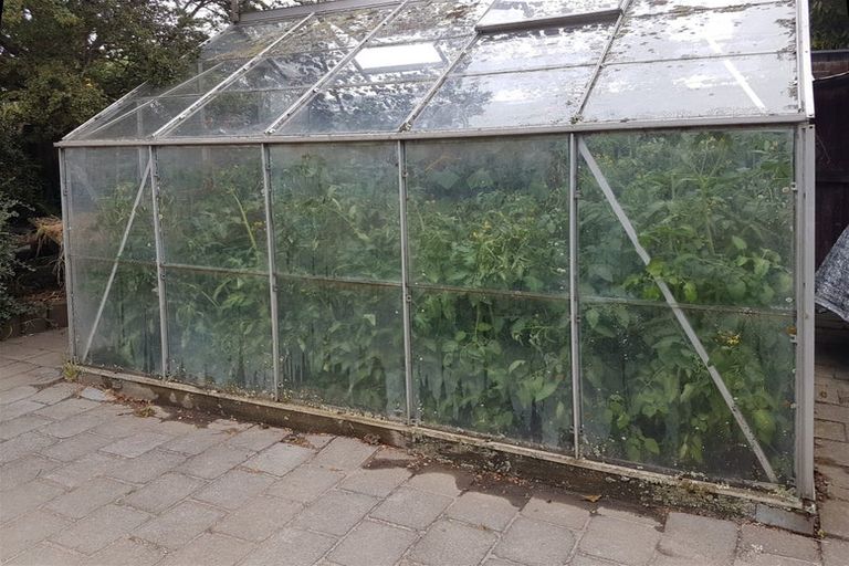 Photo of property in 37 Burwood Road, Burwood, Christchurch, 8083