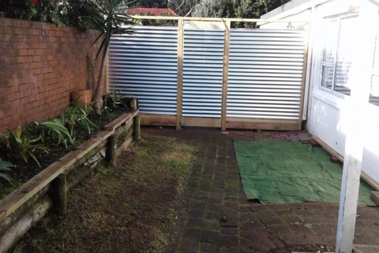 Photo of property in 5/19 Milton Road, Orewa, 0931