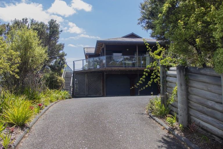 Photo of property in 8 Kaha Place, Russell, 0272
