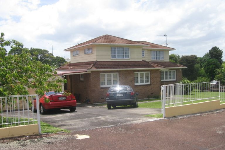 Photo of property in 26 Woodbine Avenue, Greenlane, Auckland, 1051