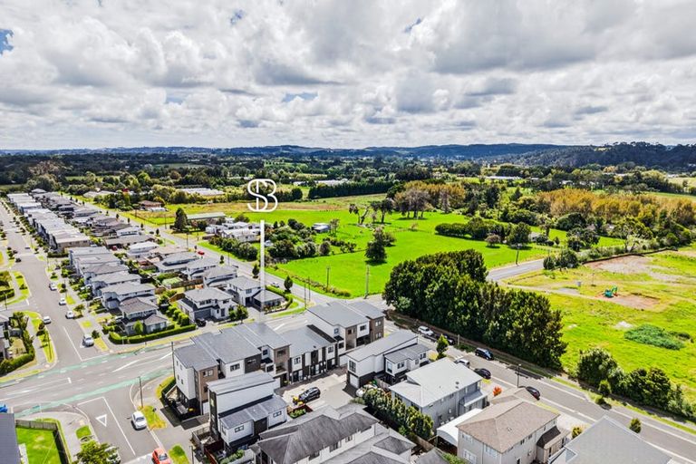 Photo of property in 116a Totara Road, Whenuapai, Auckland, 0618