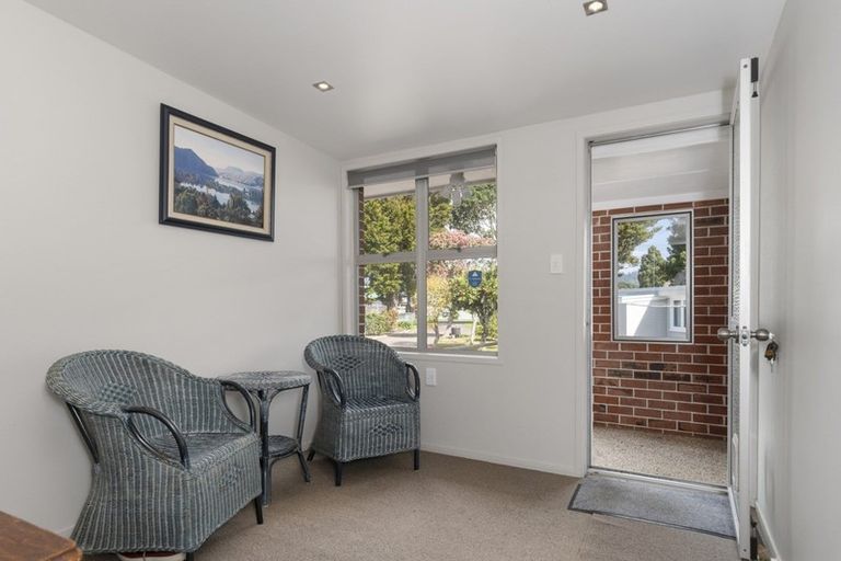 Photo of property in 10 Roretana Drive, Athenree, Katikati, 3177