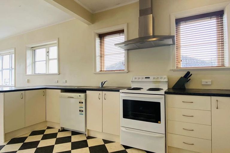 Photo of property in 210 Kepa Road, Mission Bay, Auckland, 1071