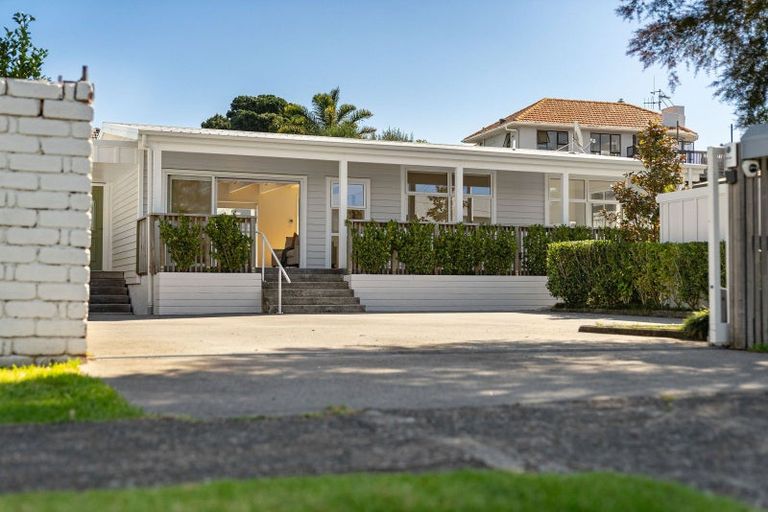 Photo of property in 202 Valley Road, Mount Maunganui, 3116