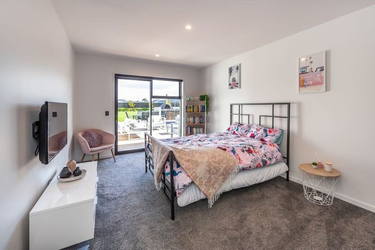 Photo of property in 25 Fairmont Rise, West Melton, 7618