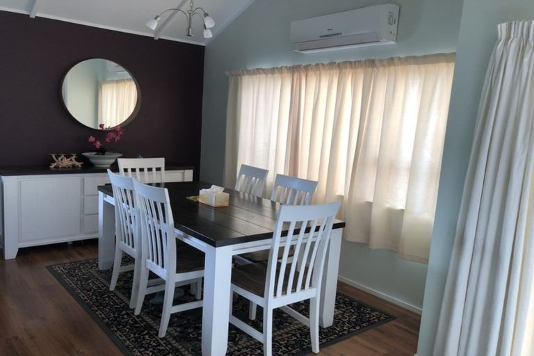 Photo of property in 1/177 Onewa Road, Birkenhead, Auckland, 0626