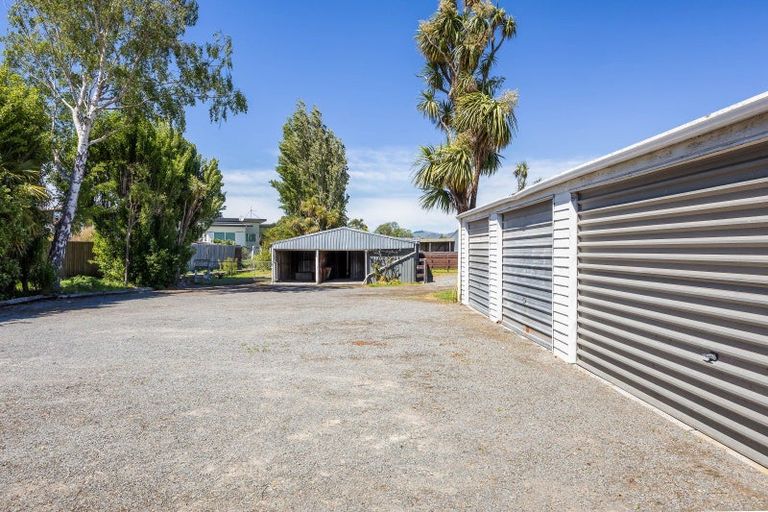 Photo of property in 194 Mairehau Road, Marshland, Christchurch, 8083