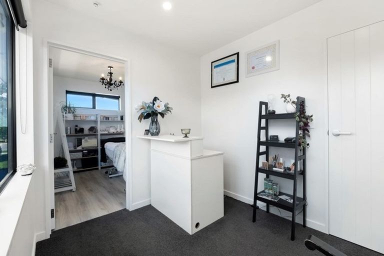 Photo of property in 4 Mallard Street, Albert Town, Wanaka, 9305