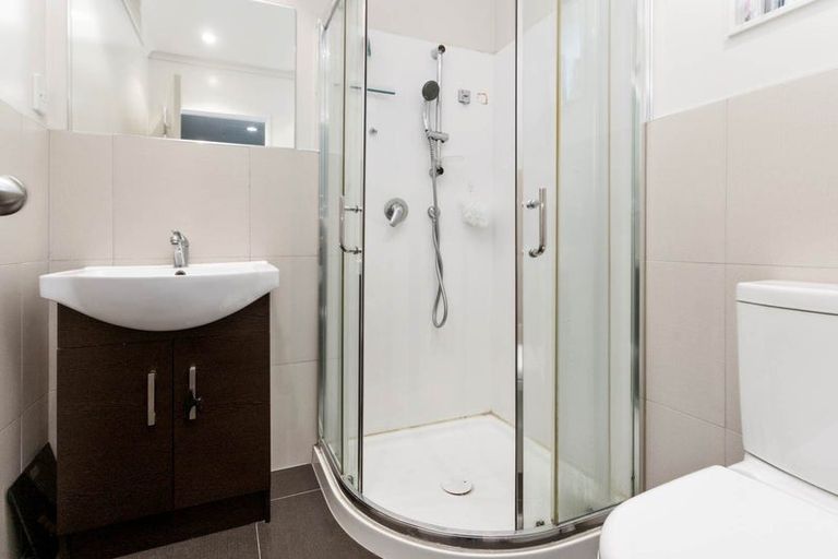 Photo of property in 45f Brandon Road, Glen Eden, Auckland, 0602