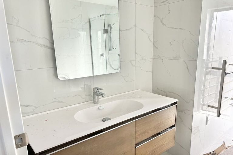 Photo of property in 5 Whale Bay Rise, Gulf Harbour, Whangaparaoa, 0930