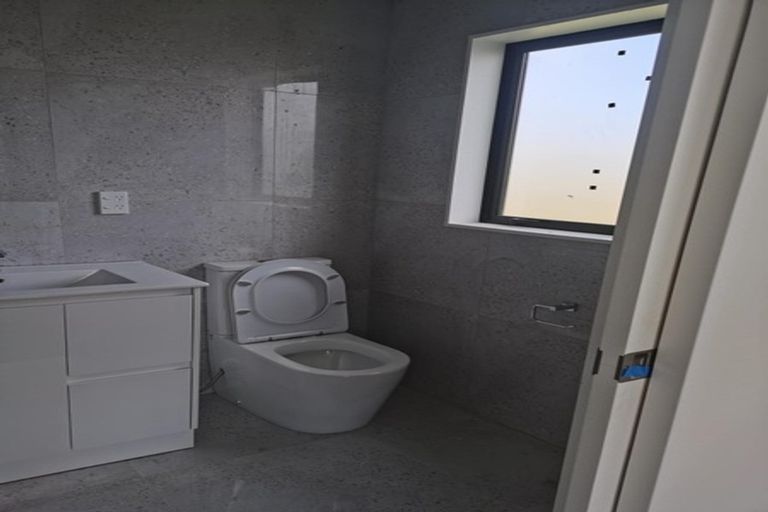 Photo of property in 22e Tui Crescent, Manurewa, Auckland, 2102