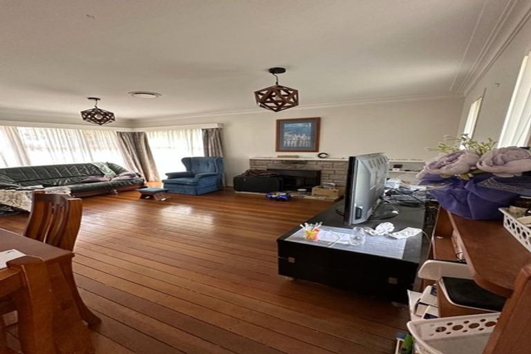 Photo of property in 2/260 Bucklands Beach Road, Bucklands Beach, Auckland, 2012