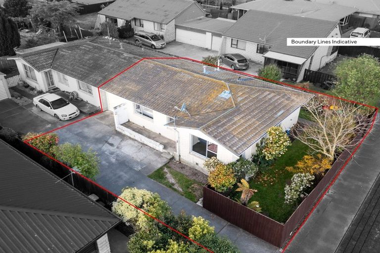 Photo of property in 1/125 Prestons Road, Redwood, Christchurch, 8051