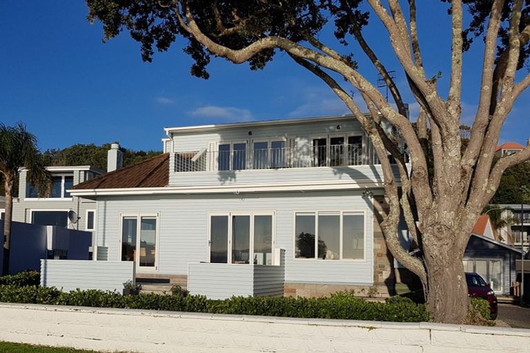Photo of property in 48 The Esplanade, Eastern Beach, Auckland, 2012