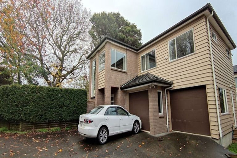 Photo of property in 21c Kerswill Place, Pakuranga, Auckland, 2010
