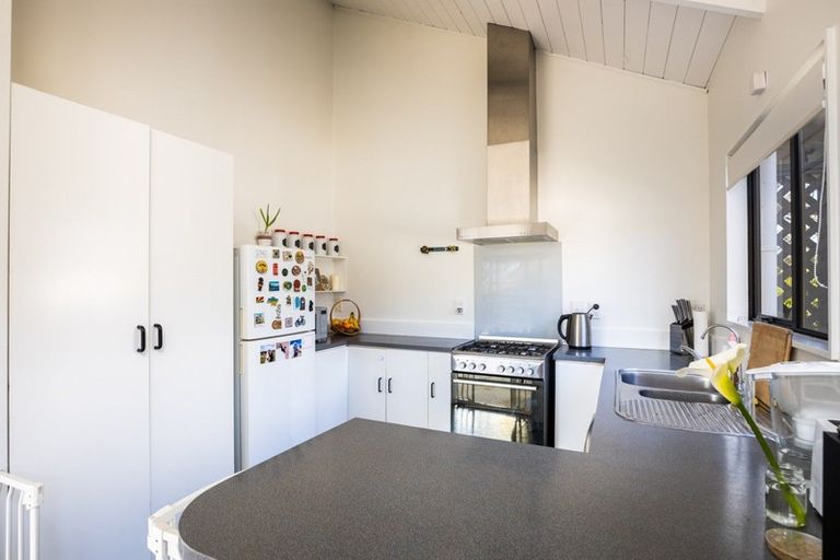 Photo of property in 517 Mangorei Road, Highlands Park, New Plymouth, 4312