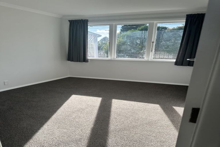 Photo of property in 11 Henry Street, Ebdentown, Upper Hutt, 5018