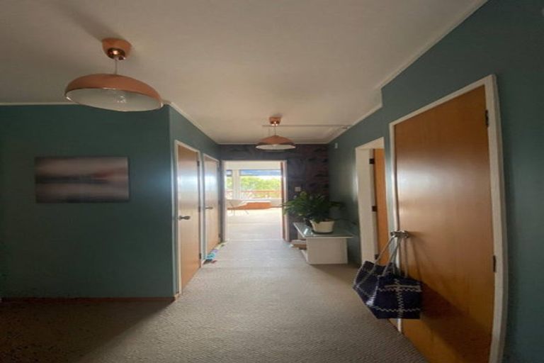 Photo of property in 36 Taupo Crescent, Plimmerton, Porirua, 5026