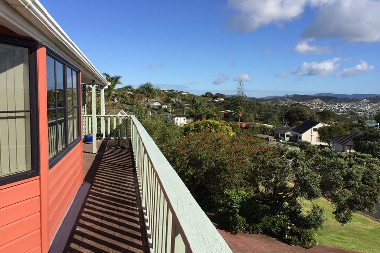 Photo of property in 11 Fidelis Avenue, Snells Beach, 0920