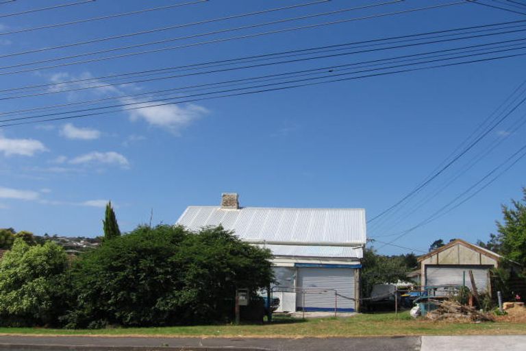 Photo of property in 2/141 Verbena Road, Birkdale, Auckland, 0626