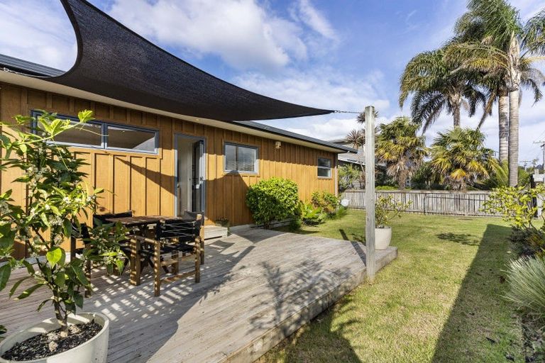 Photo of property in 112a Kiwi Road, Whangamata, 3620