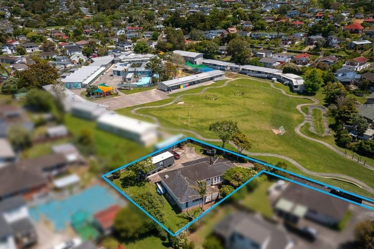 Photo of property in 54 Eban Avenue, Hillcrest, Auckland, 0627