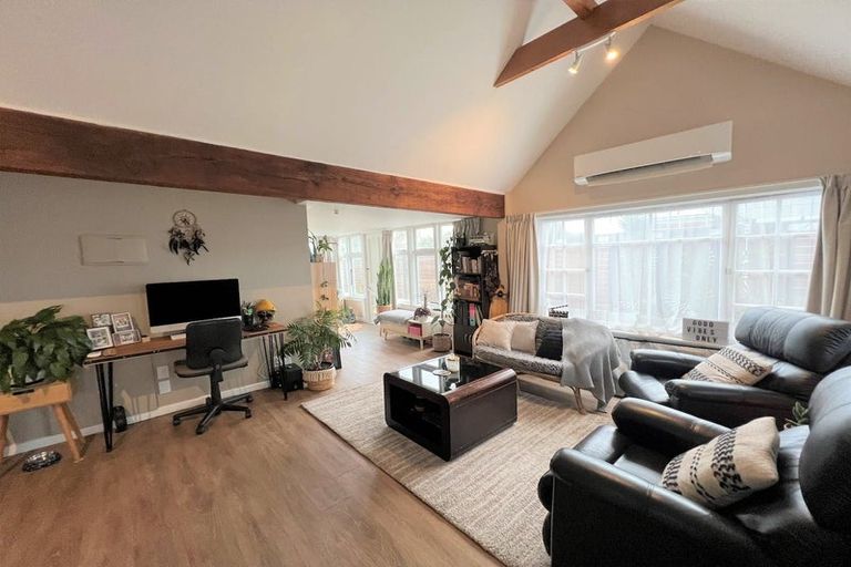 Photo of property in 5 Marine Parade, North New Brighton, Christchurch, 8083