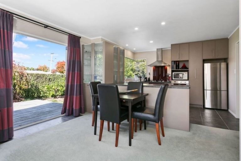 Photo of property in 54 Browning Street, Leamington, Cambridge, 3432