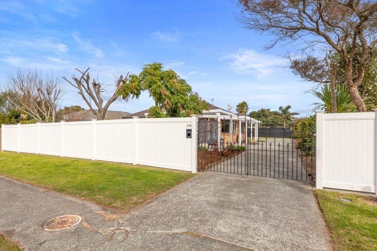 Photo of property in 676 Gloucester Road, Papamoa Beach, Papamoa, 3118