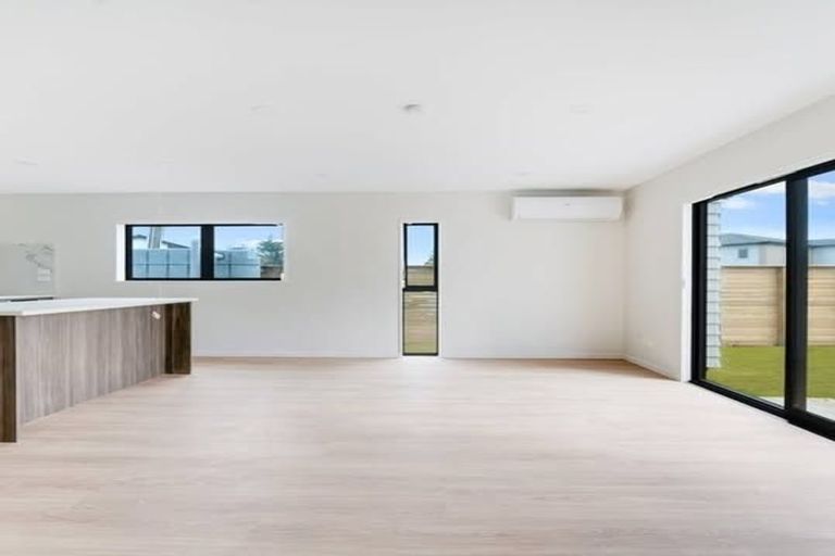 Photo of property in 5 Eden Street, Mangere East, Auckland, 2024