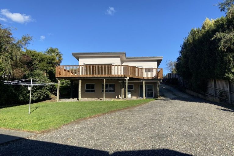 Photo of property in 11 Ranui Street, Waikawa, Picton, 7220