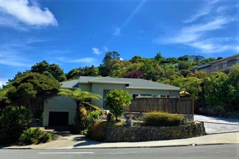 Photo of property in 39 Acheron Road, Paremata, Porirua, 5026