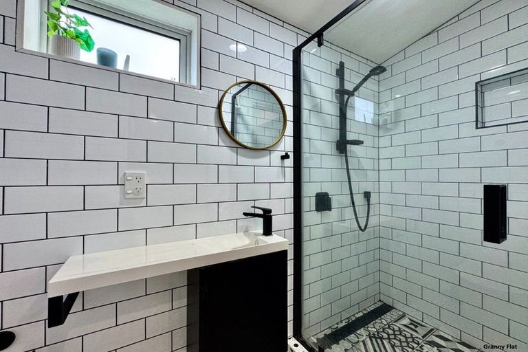 Photo of property in 3/3 George Street, Mangere East, Auckland, 2024