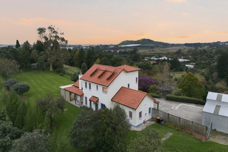 Photo of property in 1a Ngapeke Road, Welcome Bay, Tauranga, 3175