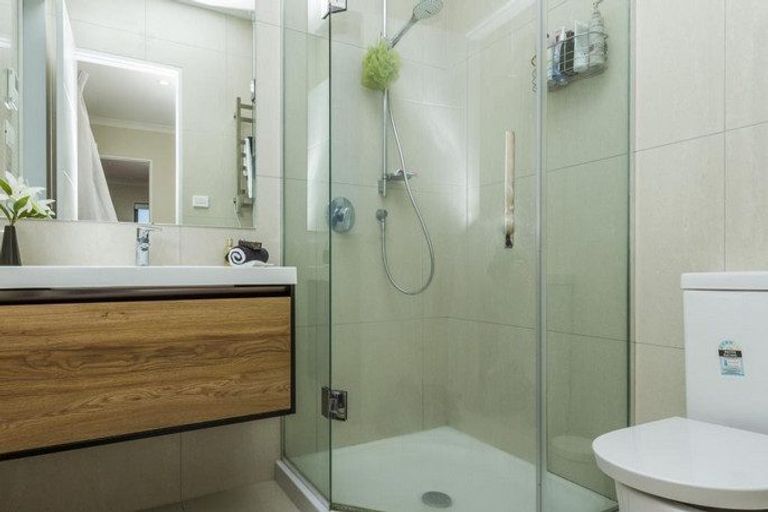 Photo of property in 22 Caldera Drive, Long Bay, Auckland, 0630