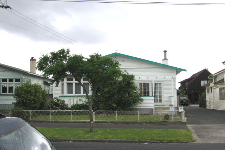 Photo of property in 38a Formby Avenue, Point Chevalier, Auckland, 1022