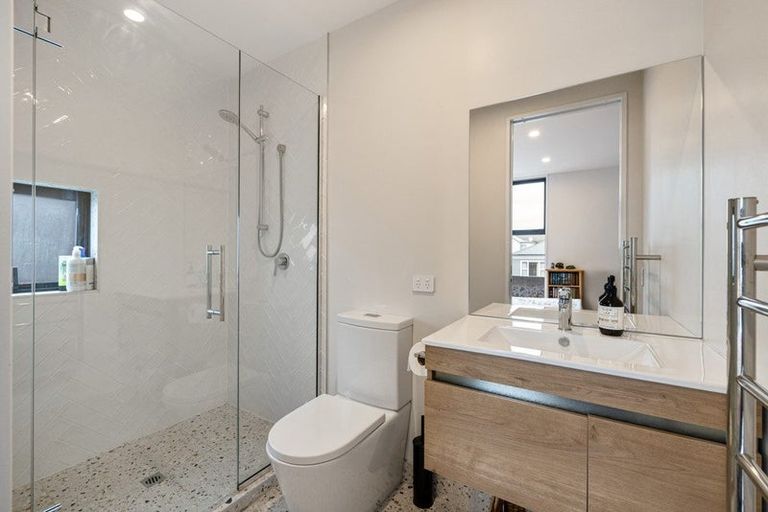 Photo of property in 2/12 Hume Street, Sydenham, Christchurch, 8023