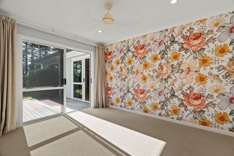 Photo of property in 22 Matipo Place, Edgecumbe, 3120