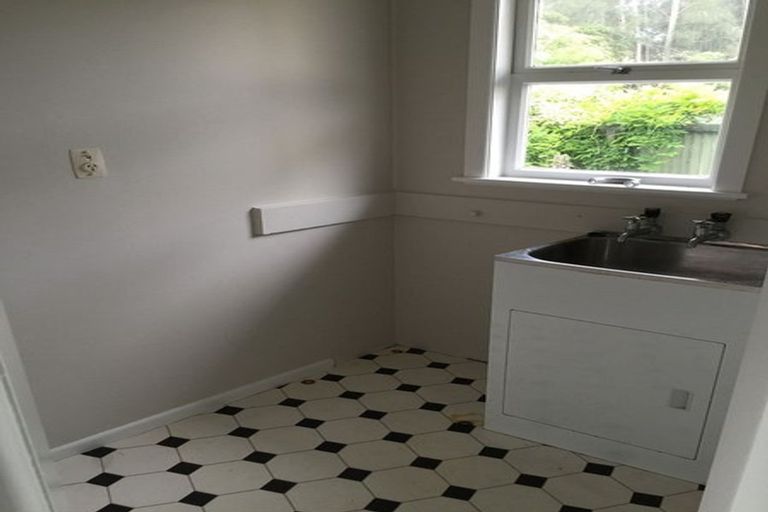 Photo of property in 14 Sunnyside Street, Onerahi, Whangarei, 0110