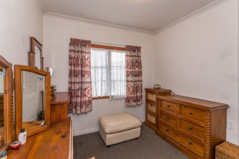 Photo of property in 30 Hannan Street, Levin, 5510
