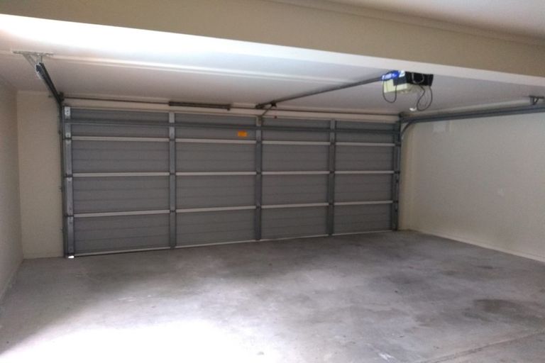 Photo of property in 1/13 Garadice Road, Rothesay Bay, Auckland, 0630