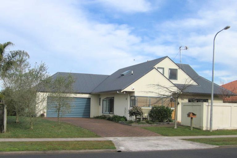 Photo of property in 9 Ayrshire Drive, Grandview Heights, Hamilton, 3200