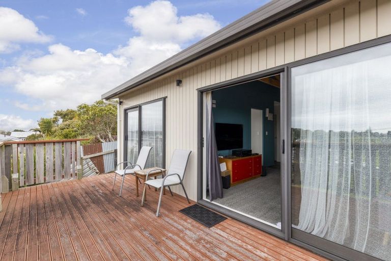 Photo of property in 73 Mould Street, Waitara, 4320