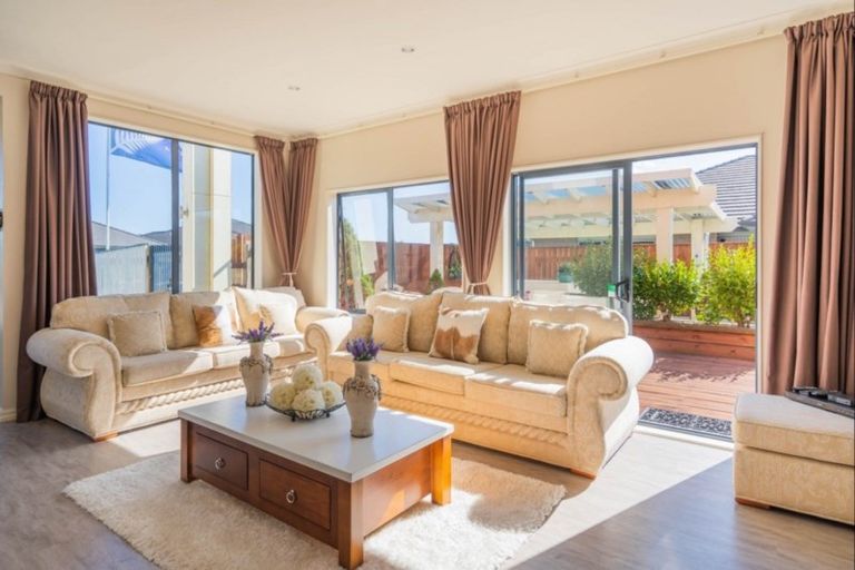 Photo of property in 11 Trusham Court, Paraparaumu, 5032