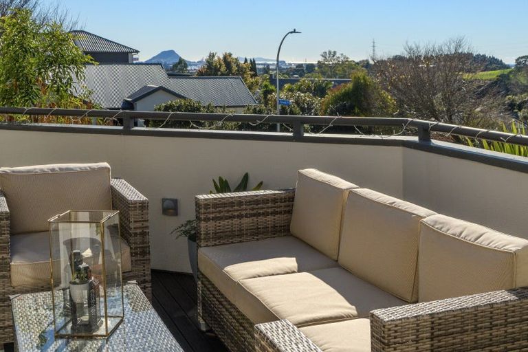 Photo of property in 2 Parnwell Place, Ohauiti, Tauranga, 3112