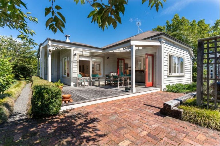 Photo of property in 218 High Street South, Carterton, 5713