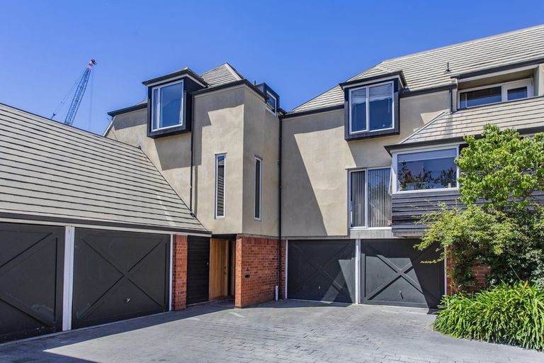 Photo of property in Cranleigh Mews, 4/10 Cranmer Square, Christchurch Central, Christchurch, 8013