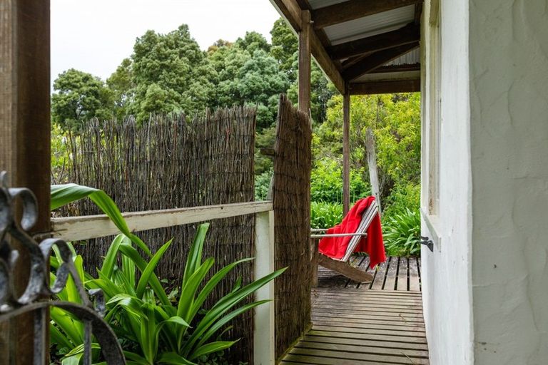 Photo of property in 1863 Takaka-collingwood Highway, Milnthorpe, Collingwood, 7182