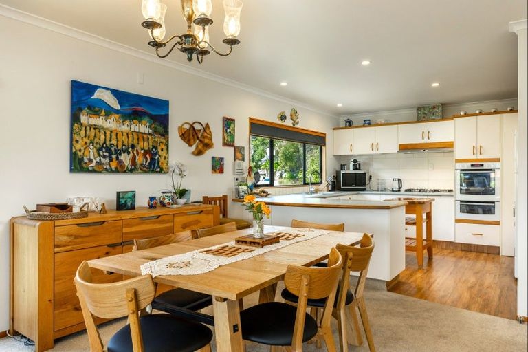 Photo of property in 13 Rimu Terrace, Waikawa, Picton, 7220